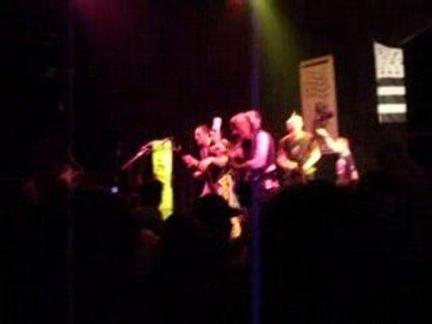 Les Ramoneurs De Menhirs dans gwadeg locoal mendon