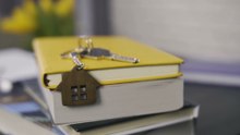NAT-HEADS4-080526-DF - House price slowdown could open door for first-time buyers