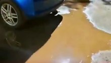 😳🚗 Una joven sorprendió a su pareja con otra mujer dentro de su vehículo. El momento derivó en una fuerte discusión que fue captada en video y se volvió viral.