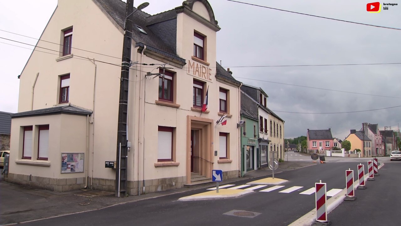 Roudouallec  | Village Breton d’Air France | Bretagne Télé