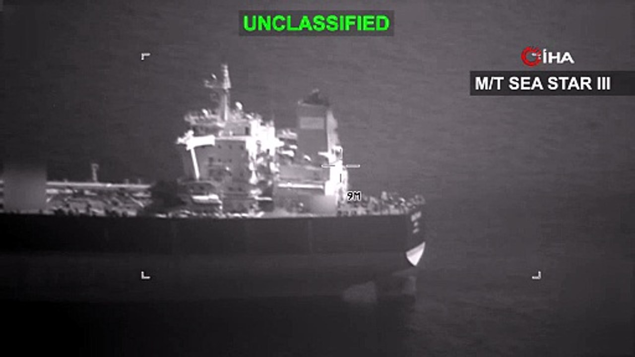 ABD savaş uçakları İran tankerlerini vurdu! Hürmüz Boğazı'nda ölü ve yaralılar var