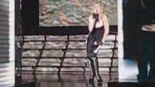 Madonna - 4 minutes - Live @ Olympia May 7 2008