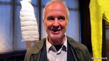 Erwin Wurm al Museo Fortuny: sogni e corpi della nostra società
