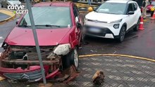 Mulher fica ferida em acidente entre carros em Toledo