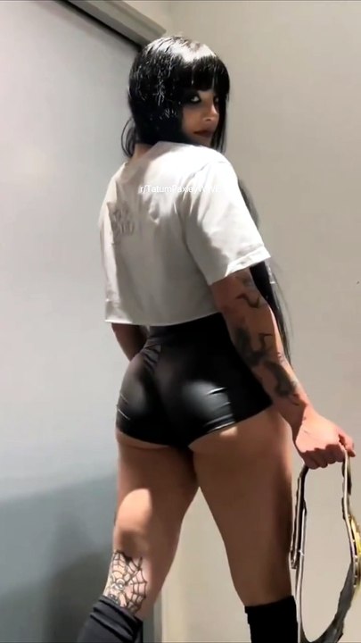 Tatum showing off her glutes
