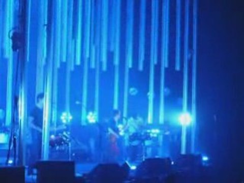 RADIOHEAD - There There (10 juin 2008, Bercy, Paris)