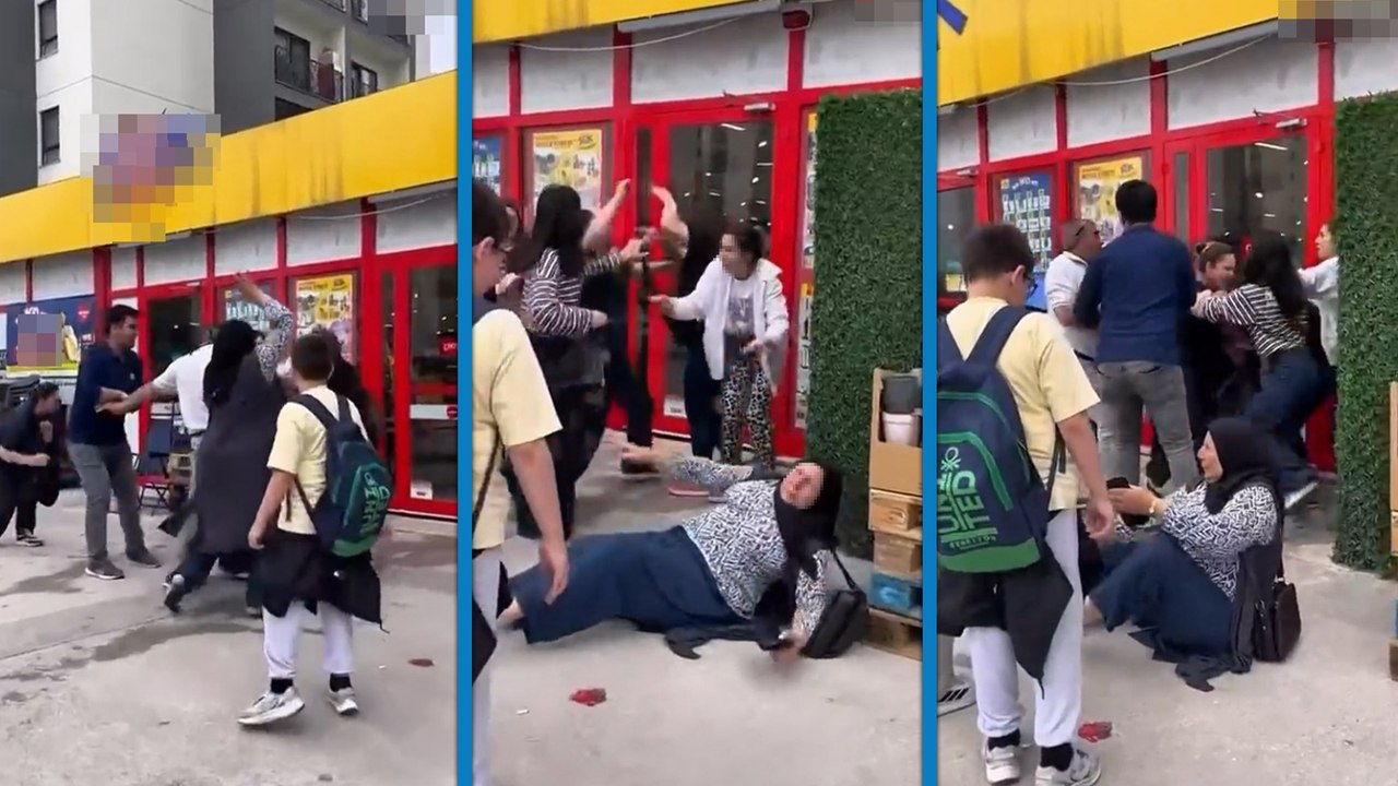 Market çalışanı ile müşteri birbirine girdi: Kavga anları kamerada