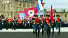 Giorno della Vittoria, Putin: "La nostra festa sacra, gioiosa e piu' importante"