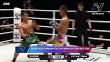 Rifdean Masdor tumpaskan Petkiattisak dengan keputusan sebulat suara