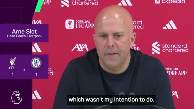 Slot responds to boos from Liverpool fans over Ngumoha substitution
