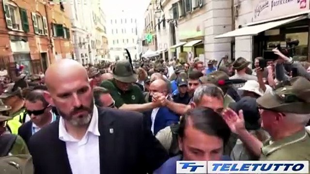 Video News - A Genova Crosetto: un alpino tra gli alpini