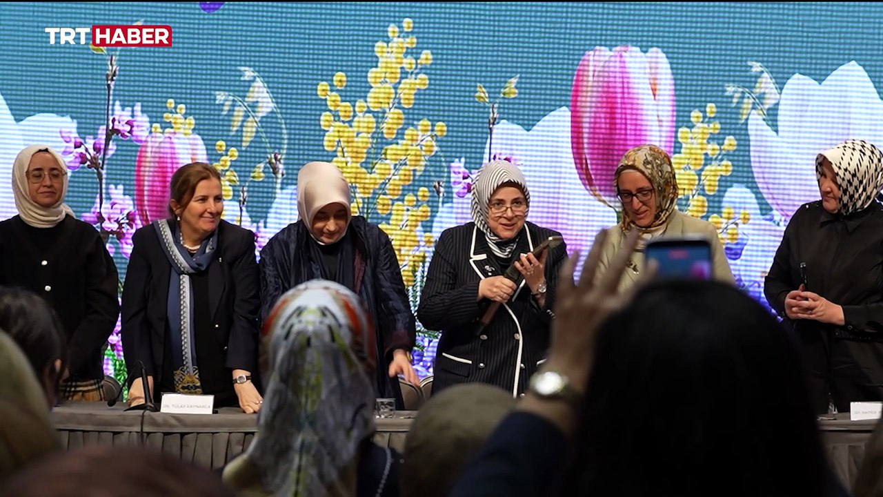 Cumhurbaşkanı Erdoğan AK Parti İstanbul Kadın Kolları Danışma Meclisi'ne telefonla bağlandı