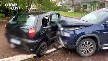 Acidente entre carros deixa quatro pessoas feridas em Cascavel