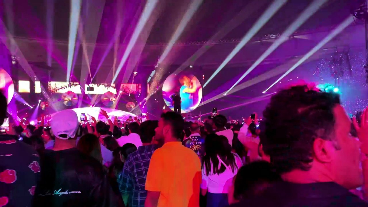 Coldplay’s My Universe Live Looked Like a Dream 😭🌌 #Shorts