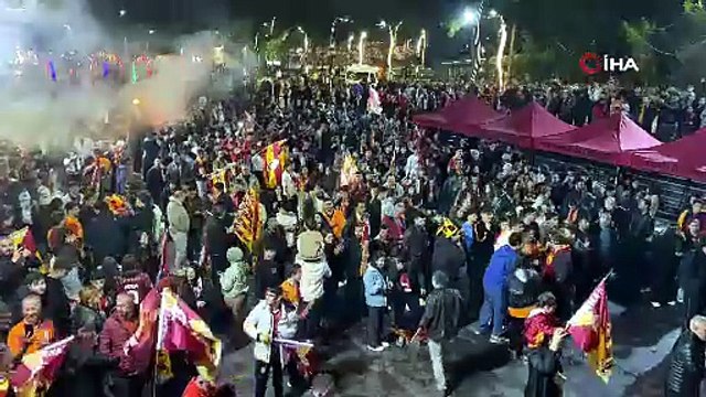 Bolulular meydanlarda Galatasaray’ın şampiyonluğunu kutladı | Ajansspor | IHA