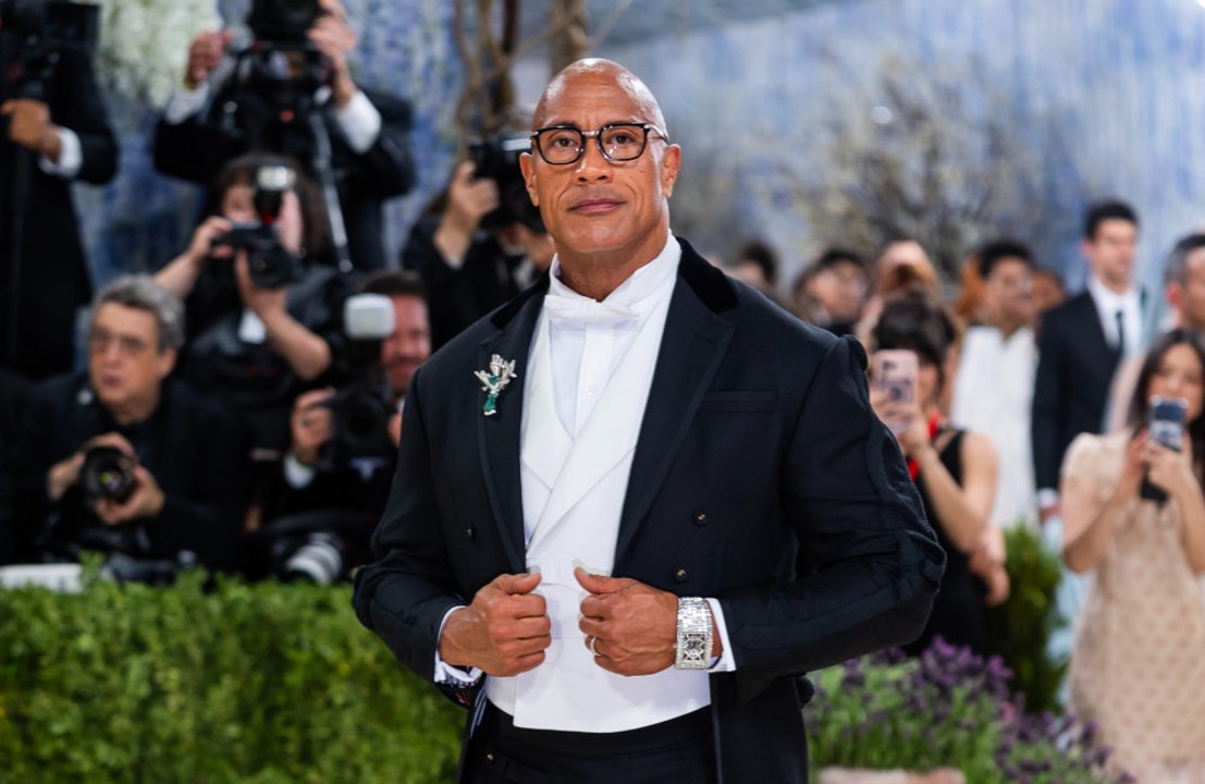 ドウェイン・ジョンソン、スカートは「最も男らしい」人たちのもの