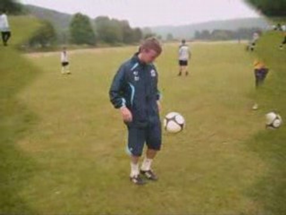 Jogabonito komball freestyle foot shrek paolo biket pub nike