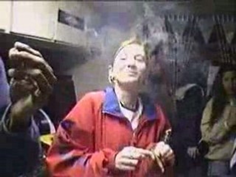 Bob marley - smoking weed with friends