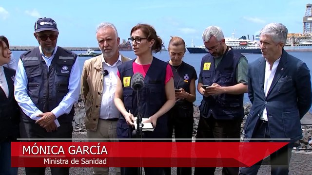 El avión con los 14 españoles del crucero 'MV Hondius' despega de Tenerife con destino Madrid