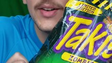 J’aime trop goûter des trucs ultra piquant 😂 j’ai dû tourner la vidéo une deuxième fois, car je n’avais pas allumé la caméra 😭  #takis #takiszombie #degustation