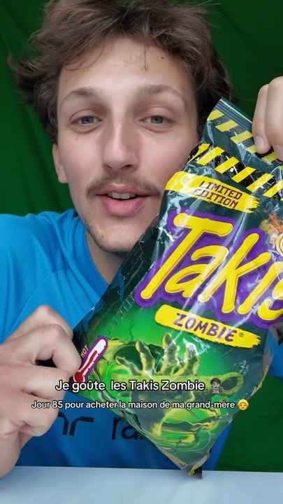 J’aime trop goûter des trucs ultra piquant 😂 j’ai dû tourner la vidéo une deuxième fois, car je n’avais pas allumé la caméra 😭  #takis #takiszombie #degustation