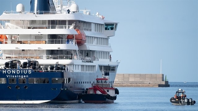 Hantavirus-Hit Cruise Ship Begins Evacuation in Canary Islands