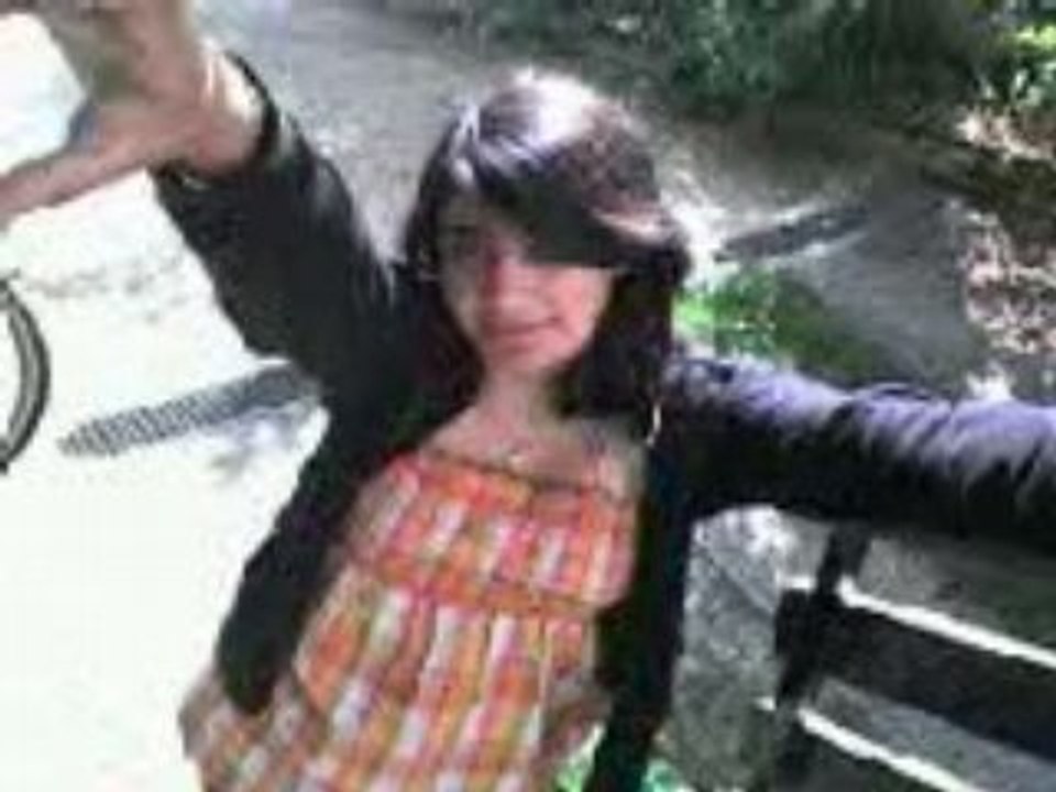mwa... --'