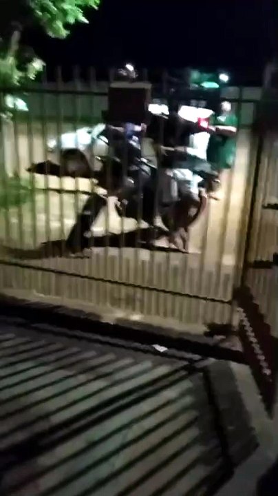 Presidente da Câmara de Xambrê grava chegada da polícia para prendê-lo mas foge pulando muro