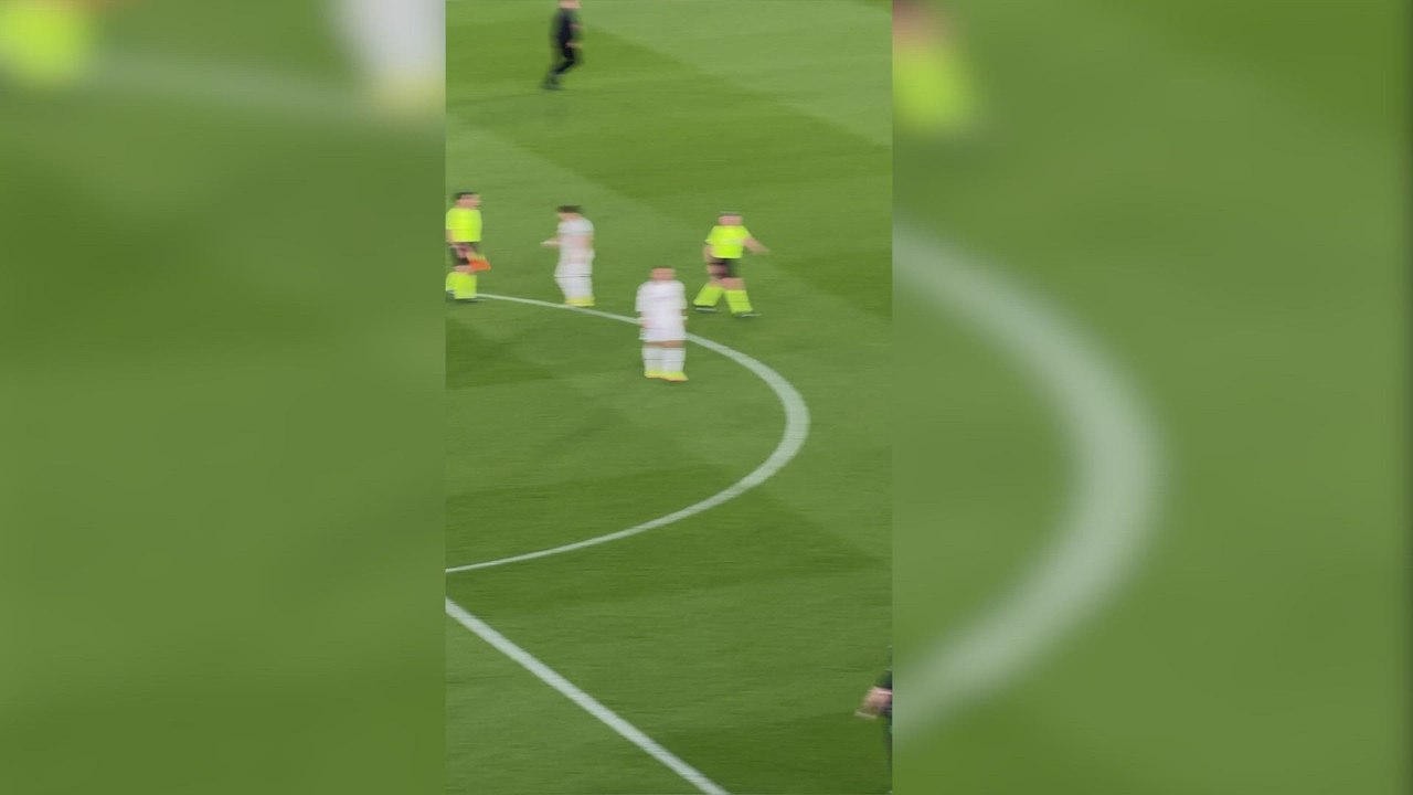 VINICIUS and REAL MADRID's REACTION as BARCELONA are CROWNED LALIGA CHAMPIONS