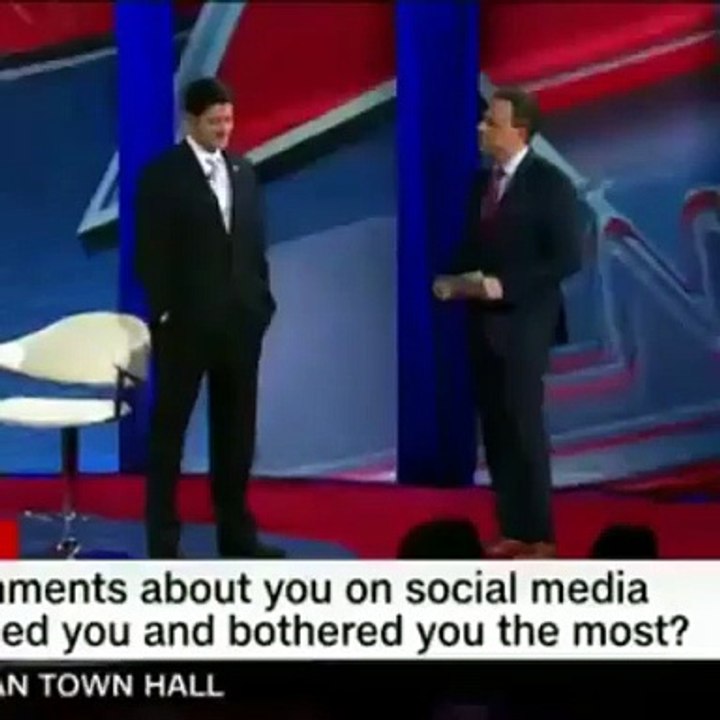 [epilepsy warning] Paul Ryan can't dab