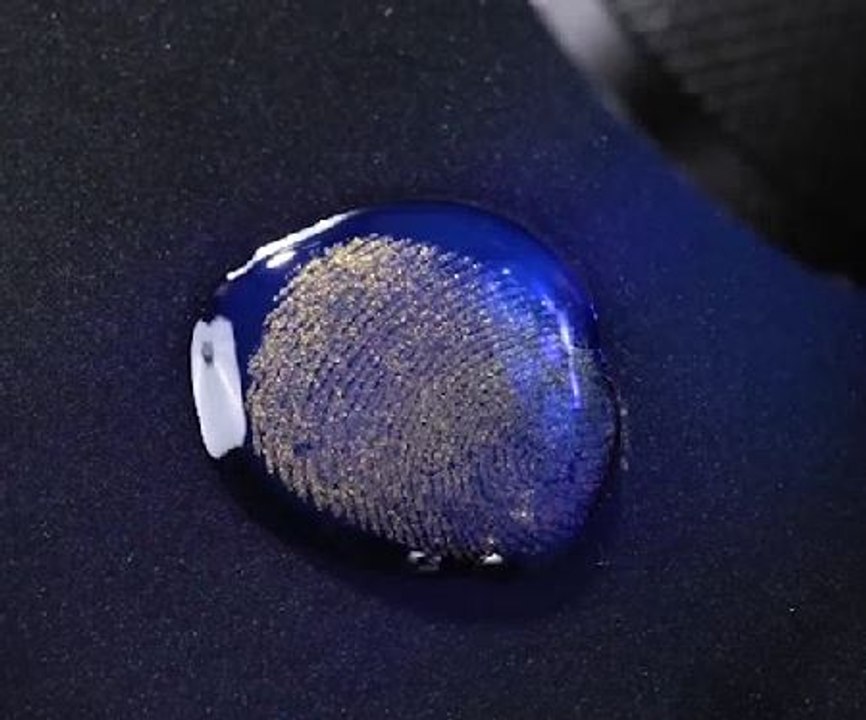 Créations uniques : Pendentifs personnalisés av...