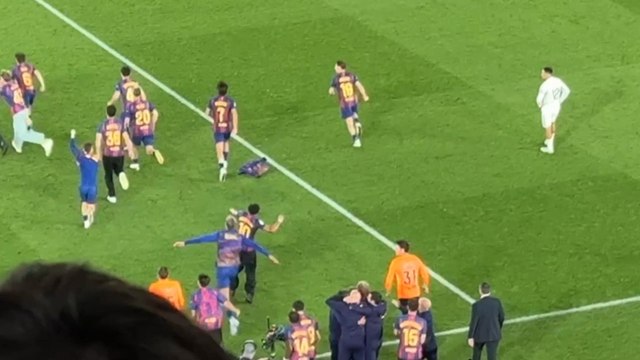 ASÍ VIVIÓ LAMINE YAMAL la CELEBRACIÓN del FC BARCELONA en el CAMP NOU | LA LIGA vs. REAL MADRID