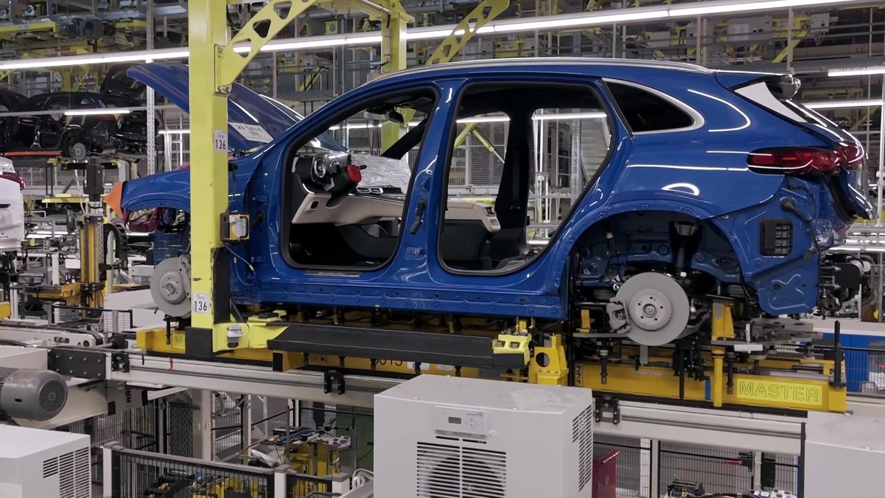 Mercedes-Benz GLC production plant Bremen - Assembly