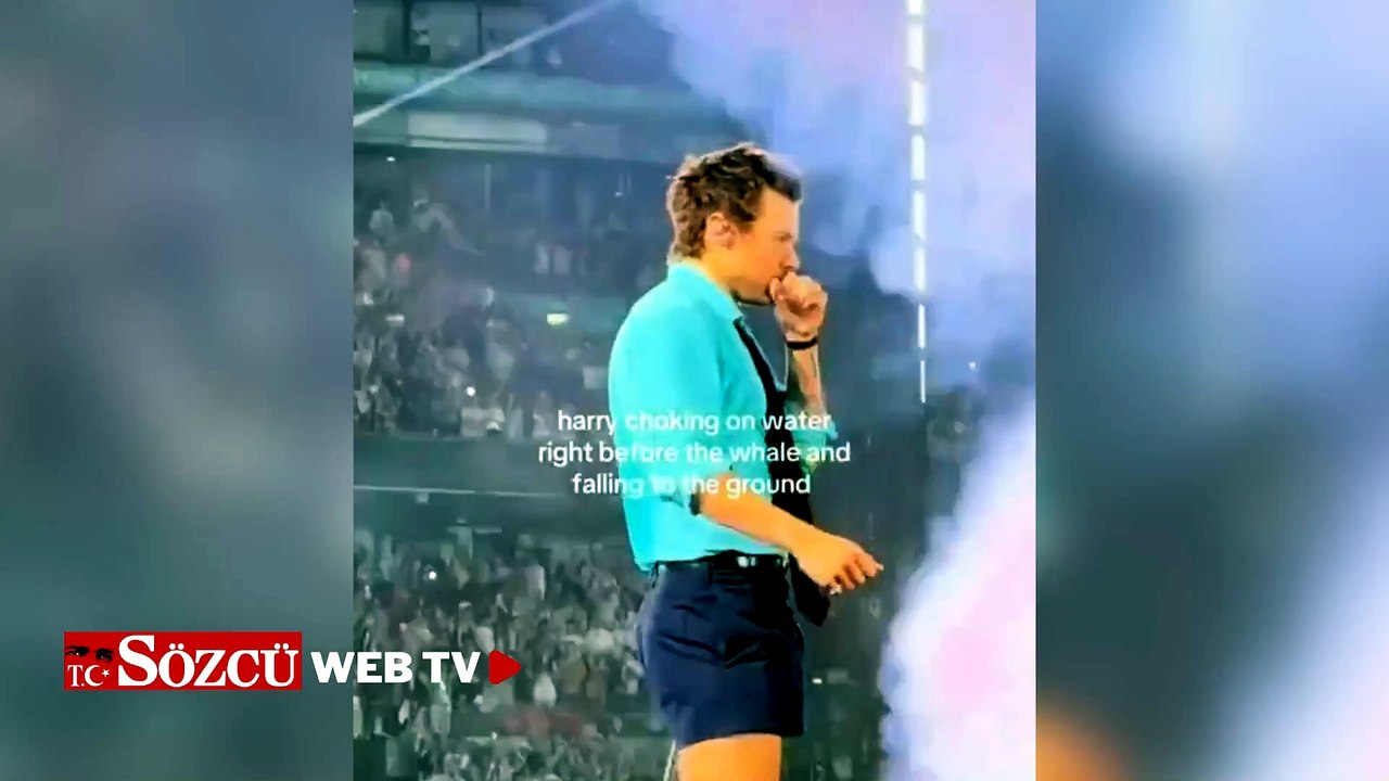 Harry Styles sahnede yere yığıldı