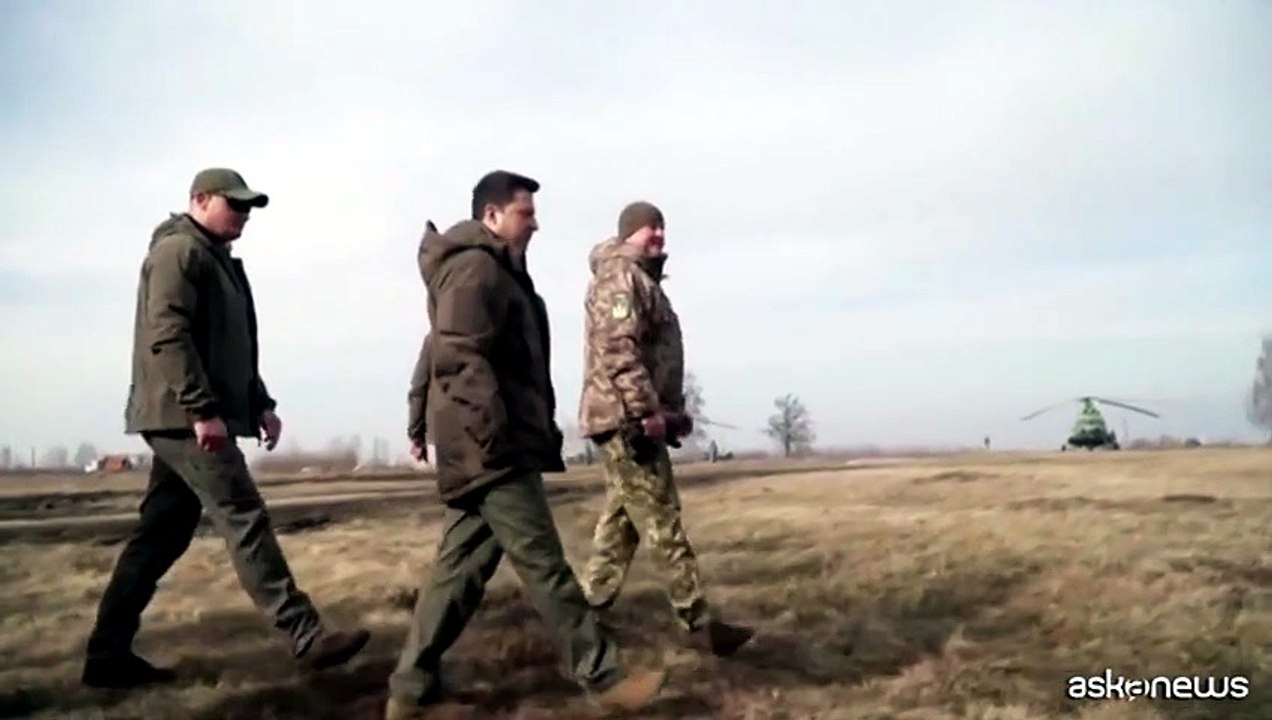 Zelensky: "Ecco in video mlissili ucraini che colpiscono in Russia"
