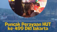Puncak Perayaan HUT ke-499 DKI JakartaWarga Menyemuti Bundaran HI