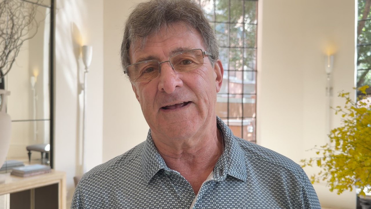 Entrevista con Kempes en AS