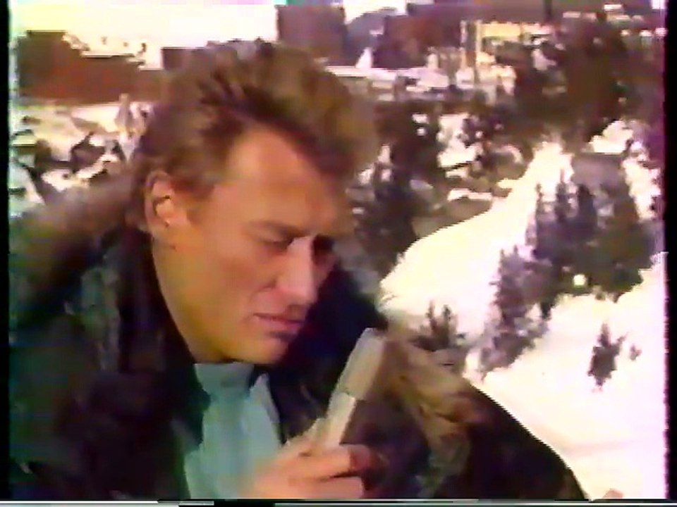 1987 - Johnny Hallyday au Festival d'Avoriaz dans Zénith sur Canal+ (21 Janvier)