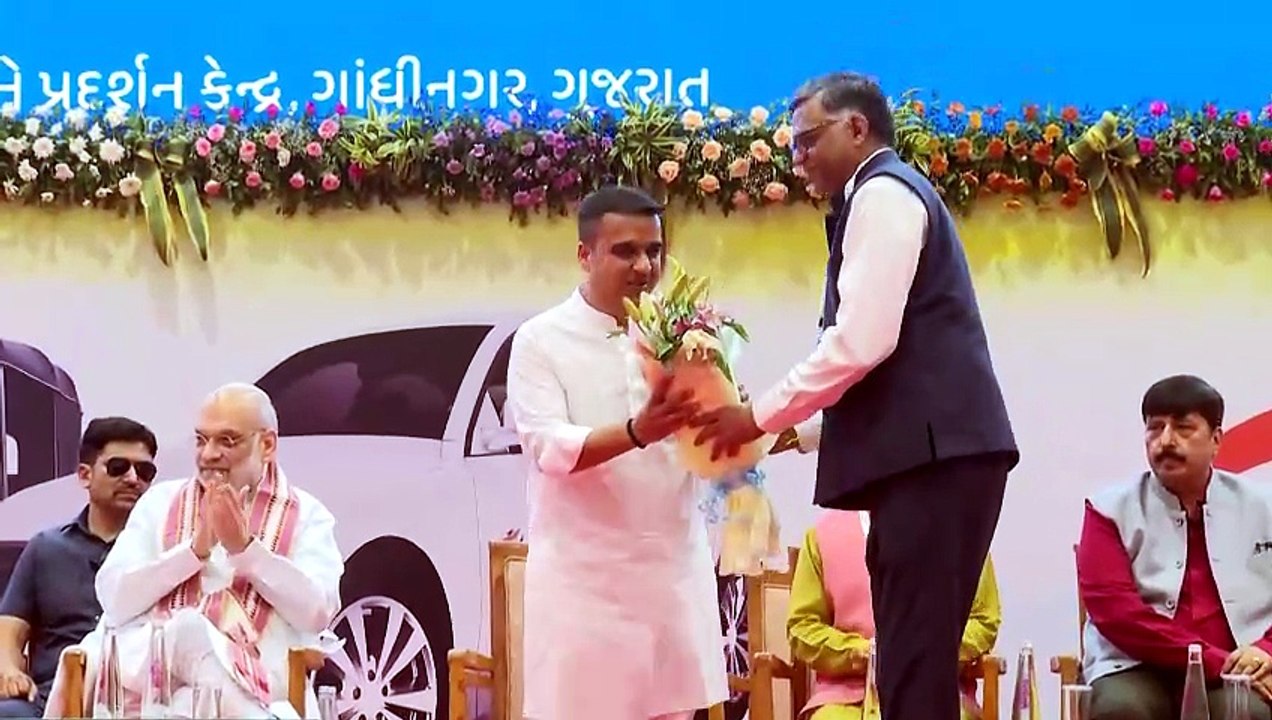 HOME MINISTER AMIT SHAH & #GUJARAT CM LAUNCHES BHARAT TAXI IN #GANDHINAGAR