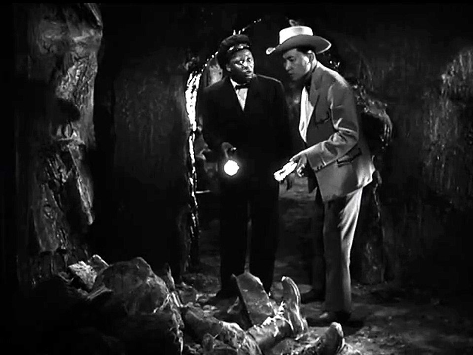 "The Golden Eye" Starring Roland Winters