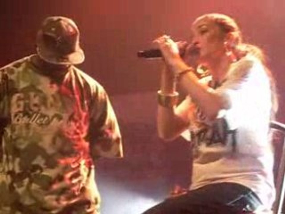 Kenza Farah feat Sefyu Lettre du Front (Live)