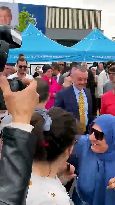 Ben bu videoda , cennetlik bir adam görüyorum!