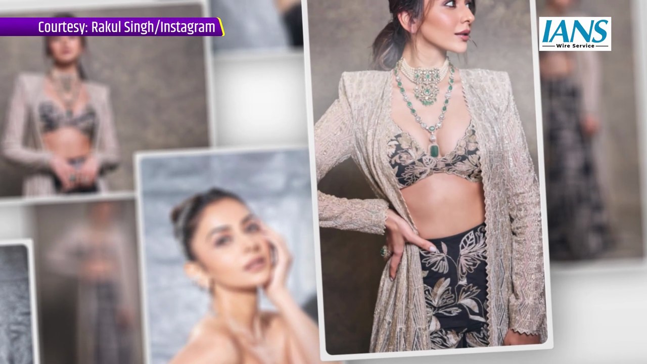 Rakul Preet ने खास अंदाज में प्रमोट की Pati Patni Aur Woh Do, स्टनिंग पिक्चर्स से दी विजुअल ट्रीट
