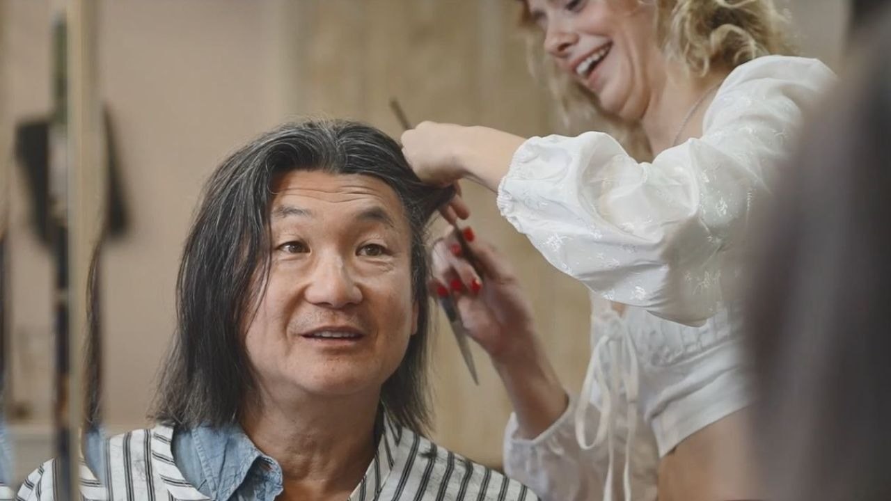 UK survey ranks hairdressers among the friendliest high-street shops