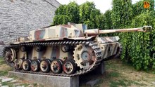 Blindés 132S2-StuG III F F8 et G