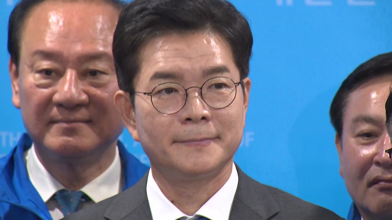 정원오 측 "일방적 주장, 사실 아냐"...회견서 묵묵부답 / YTN