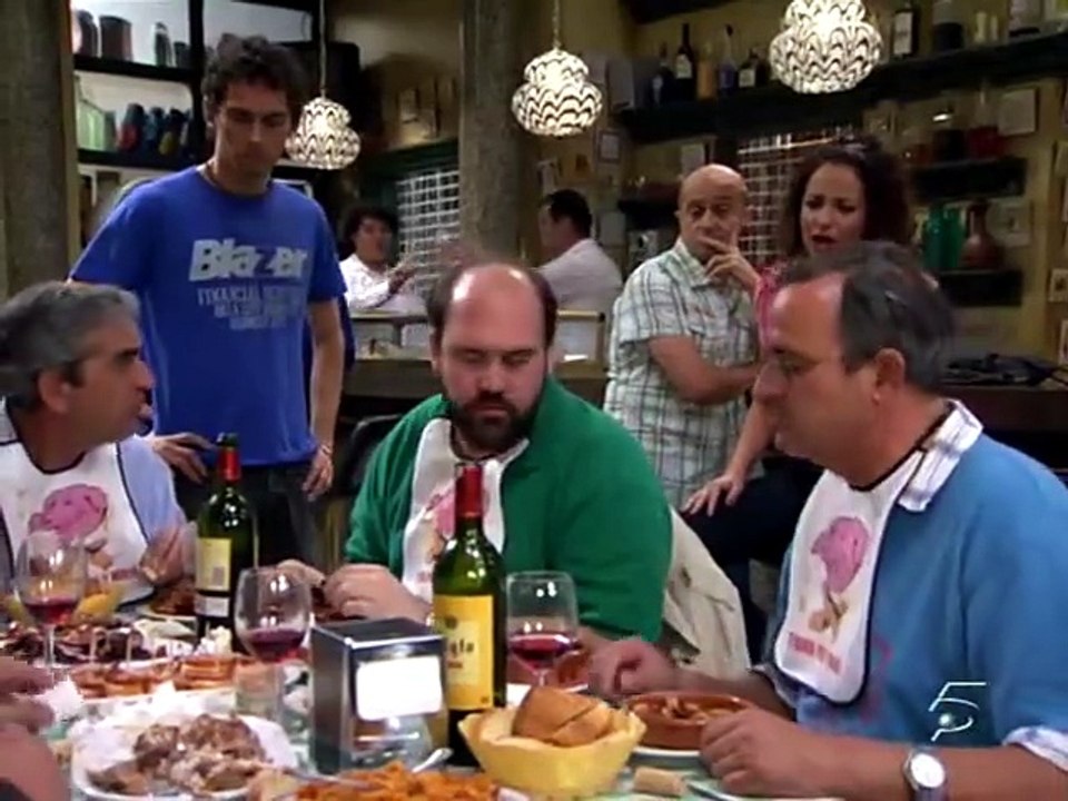 Aída 3x07 - Mini size me