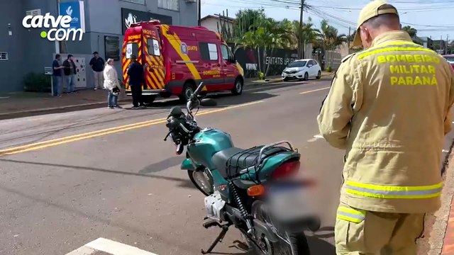 Motociclista fica ferido após batida com Fiorino no Centro de Cascavel