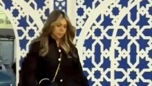 الإعلامية بوسي شلبي تؤدي واجب العزاء في الراحل عبد الرحمن أبو زهرة