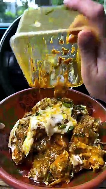 Oil Dips..! Karahi should Taste Like a Karahi.! By Red Rock LibertySomeone recommended me to try